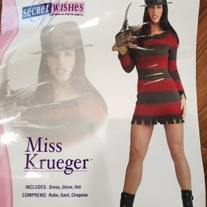 Miss Freddie Krueger Costume